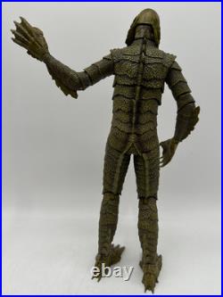 1/6 MONDO Universal Monsters Creature from the Black Lagoon Limited in Hand USA