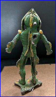 1967 Large RARE Creature From Black Lagoon Lead Aquarium Figure Monster Toy 5.75
