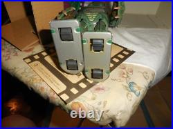 1991 Tin Windup Creature From The Black Lagoon With Box Working Looks New! 9 1/2