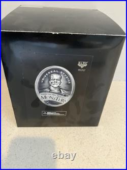 1997 Universal Studios Creature From The Black Lagoon Musical Snow Globe New