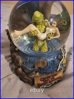 1997 Universal Studios Creature From The Black Lagoon Musical Snow Globe No Box