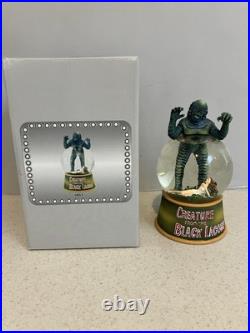 2005 Creature from the Black Lagoon Universal Studios XoneX Snow Globe