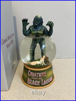 2005 Creature from the Black Lagoon Universal Studios XoneX Snow Globe