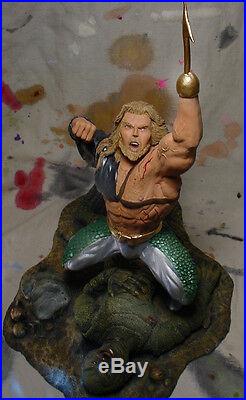 AQUAMAN vs CREATURE From BLACK LAGOON STATUE w PROFESSIONAL BUILD & PAINT Rare