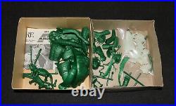 Aurora Model MIB 1972 Glow Creature From The Black Lagoon Complete Unstarted