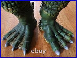 CREATURE from the Black Lagoon Universal Studios super sized monster figure 22