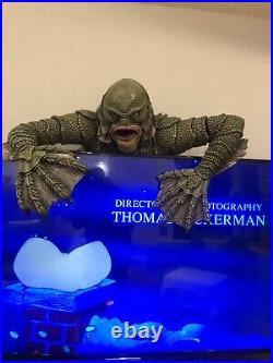 Creature From The Black Lagoon 3/4 Scale Decoration Figure