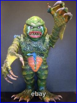 Creature From The Black Lagoon AMOK TIME MONSTARZ Super Sized 22 Figure REPAINT Creature From The Black Lagoon AMOK TIME MONSTARZ Super Sized 22 Figure REPAINT