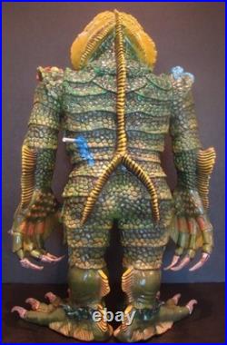 Creature From The Black Lagoon AMOK TIME MONSTARZ Super Sized 22 Figure REPAINT