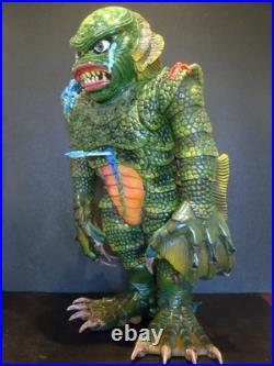 Creature From The Black Lagoon AMOK TIME MONSTARZ Super Sized 22 Figure REPAINT Creature From The Black Lagoon AMOK TIME MONSTARZ Super Sized 22 Figure REPAINT