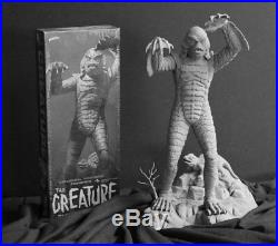 Creature From The Black Lagoon Aurora Box Art Tribute Model Kit #10 05CEB02