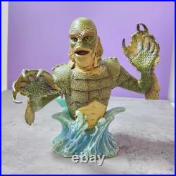 Creature From The Black Lagoon Bust Bank Diamond Select Toys