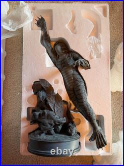 Creature From The Black Lagoon SILVER SCREEN Sideshow Premium Format (# 41/100)