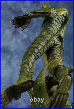 Creature From The Black Lagoon Sideshow Premium Format Statue NIB SEALED RARE