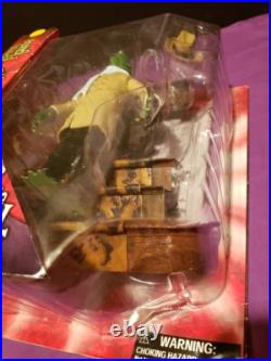 Creature From The Black Lagoon The Munsters Uncle Gilbert Figure Diamond Select