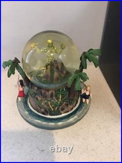 Creature From The Black Lagoon Water Snow Globe Universal Monsters Elby 1997 HTF