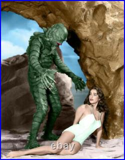 Creature From the Black Lagoon THE CREATURE'S LAIR Illuminated Diorama