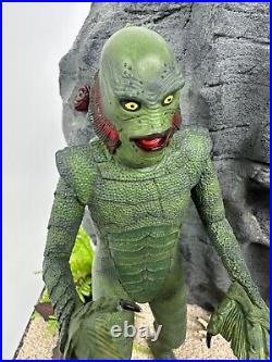 Creature from the Black Lagoon 10 Model Built Up Painted In Custom Diorama OOAK