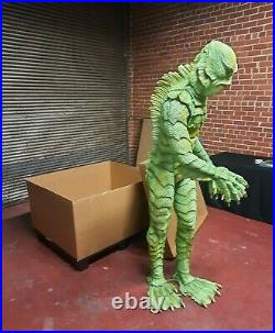 Creature from the Black Lagoon 11 Scale Lifesize Statue