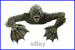 Creature from the Black Lagoon Grave Walker Statue Universal Monsters N. I. B
