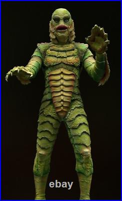 Creature from the Black lagoon 3d Resin model kit 30in Tall 1/2.56 Scale Limited