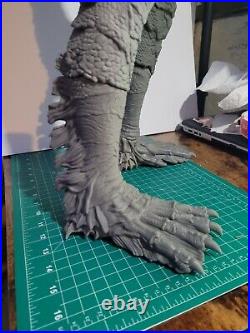 Creature from the Black lagoon 3d Resin model kit 30in Tall 1/2.56 Scale Limited