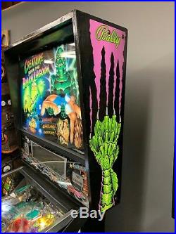 Creature from the black lagoon pinball machine by bally Arcade Game