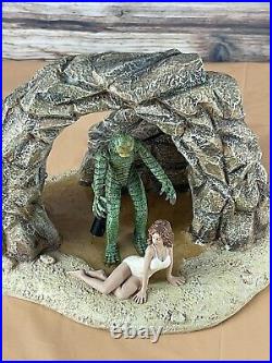 DEPT 56 THE CREATURE FROM THE BLACK LAGOON CREATURES LAIR FIGURE Retired Monster