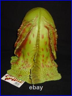 Don Post Calendar Creature From the Black Lagoon Mask Version A (MIB) RARE Don Post Calendar Creature From the Black Lagoon Mask Version A (MIB) RARE