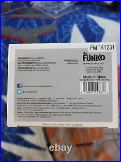 Funko Pop! CREATURE FROM THE BLACK LAGOON #116 Glow in the Dark + Hard Protector