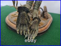 Geometric Design 1/8 Creature From The Black Lagoon Model Kit BUILDUP Geometric Design 1/8 Creature From The Black Lagoon Model Kit BUILDUP