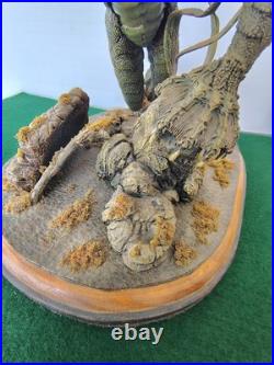 Geometric Design 1/8 Creature From The Black Lagoon Model Kit BUILDUP Geometric Design 1/8 Creature From The Black Lagoon Model Kit BUILDUP