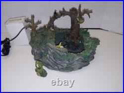 Hawthorne Halloween Village CREATURE FROM THE BLACK LAGOON with Figure COA