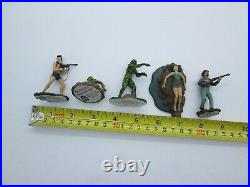 Hawthorne Village Creature From The Black Lagoon Universal Studios With5 Figures