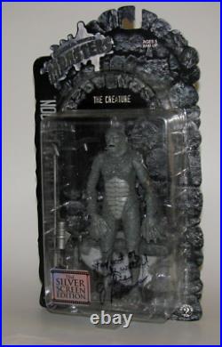 Julie Adams Signed Figure The Creature From The Black Lagoon Sideshow Monsters