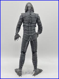 Mondo 12 inch Creature From The Black Lagoon Figure Gillman B&W Version With Head