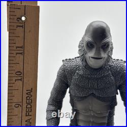 Mondo 12 inch Creature From The Black Lagoon Figure Gillman B&W Version With Head