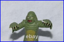 Monogram Model Built Up 2000 Creature From The Black Lagoon Aurora 1963 Reissue Monogram Model Built Up 2000 Creature From The Black Lagoon Aurora 1963 Reissue