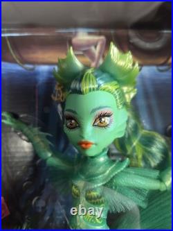 Monster High Creature From the Black Lagoon Doll Skullector Brand New