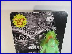 Neca Sdcc Exclusive Creature From The Black Lagoon Glow Edition Action Figure