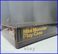 Remco 1980 Mini Monster Playcase & 6 Figures Creature from the Black Lagoon Rare