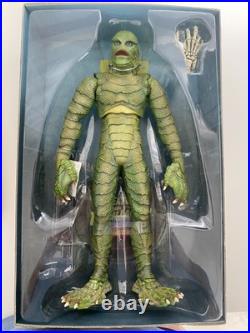 Sideshow Creature From The Black Lagoon Figure Signed + JSA Julie Adams Photo Sideshow Creature From The Black Lagoon Figure Signed + JSA Julie Adams Photo
