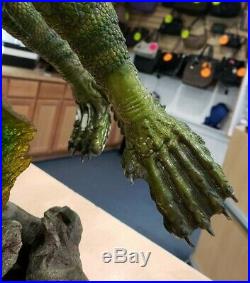 Sideshow Creature From The Black Lagoon Premium Format Figure 14 Scale 198/1500