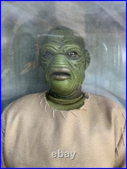 Sideshow The Creature Walks Among Us From The Black Lagoon 12 Figure