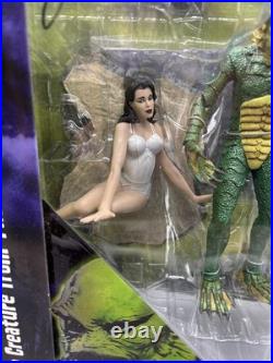 The Creature From The Black Lagoon Signed By Julie Adams Diamond Select