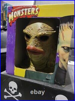UNIVERSAL MONSTERS The Creature from the Black Lagoon The Don Post Calendar Mask
