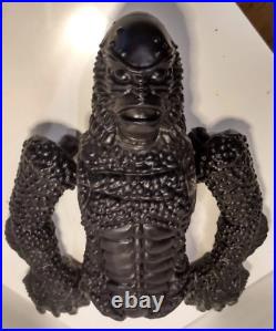 UNPAINTED 24 Creature from the Black Lagoon Monster Resin Statue Action Figure