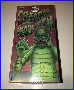 Universal Monsters CREATURE FROM THE BLACK LAGOON Tin WindUp Toy Robot