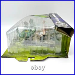 Universal Monsters Select CREATURE FROM THE BLACK LAGOON GILL-MAN Figure NEW