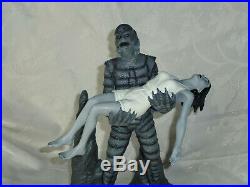 Universal Monsters Sideshow Creature From The Black Lagoon SSE Diorama